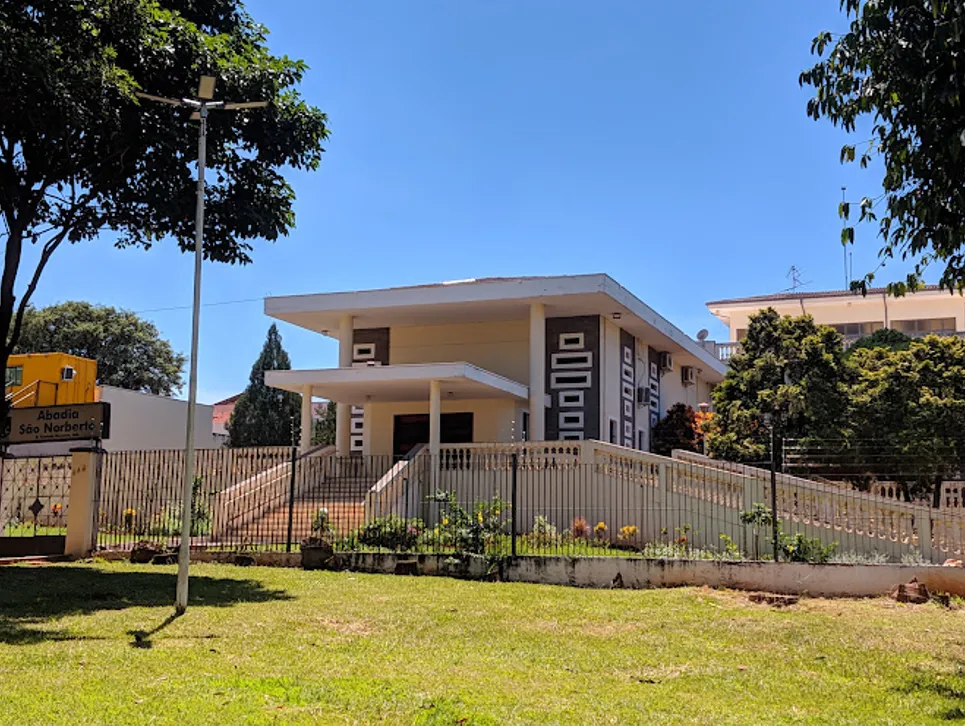 Colégio São Norberto / Abadia